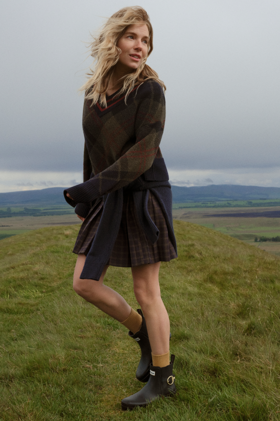 Shop Women's Knitwear