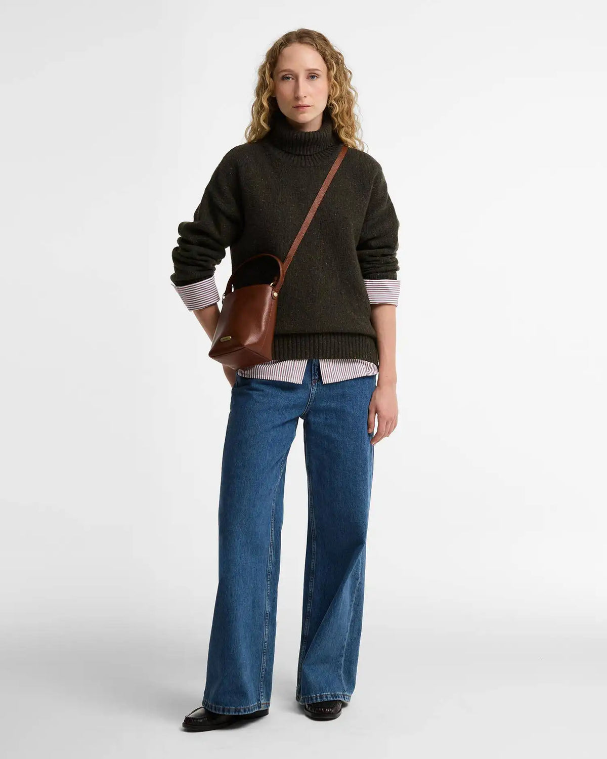 Cedar Mini Leather Bucket Bag